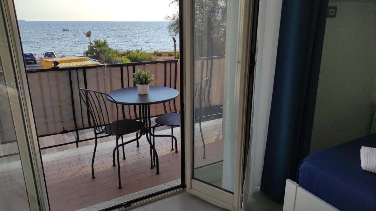 La Dimora Delle Sirene Salerno Exterior foto